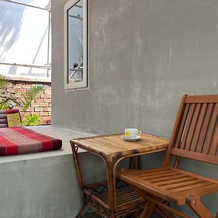 Banyan Tree Hostel Кампот Екстериор снимка