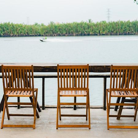 Banyan Tree Hostel Кампот Екстериор снимка