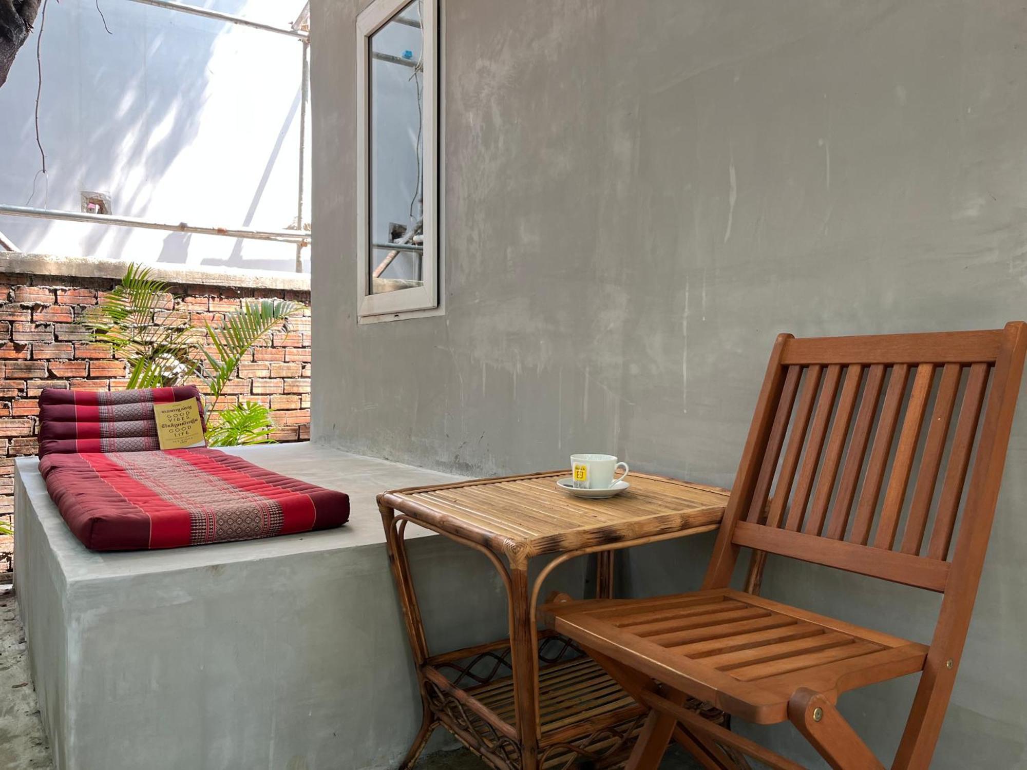 Banyan Tree Hostel Кампот Екстериор снимка