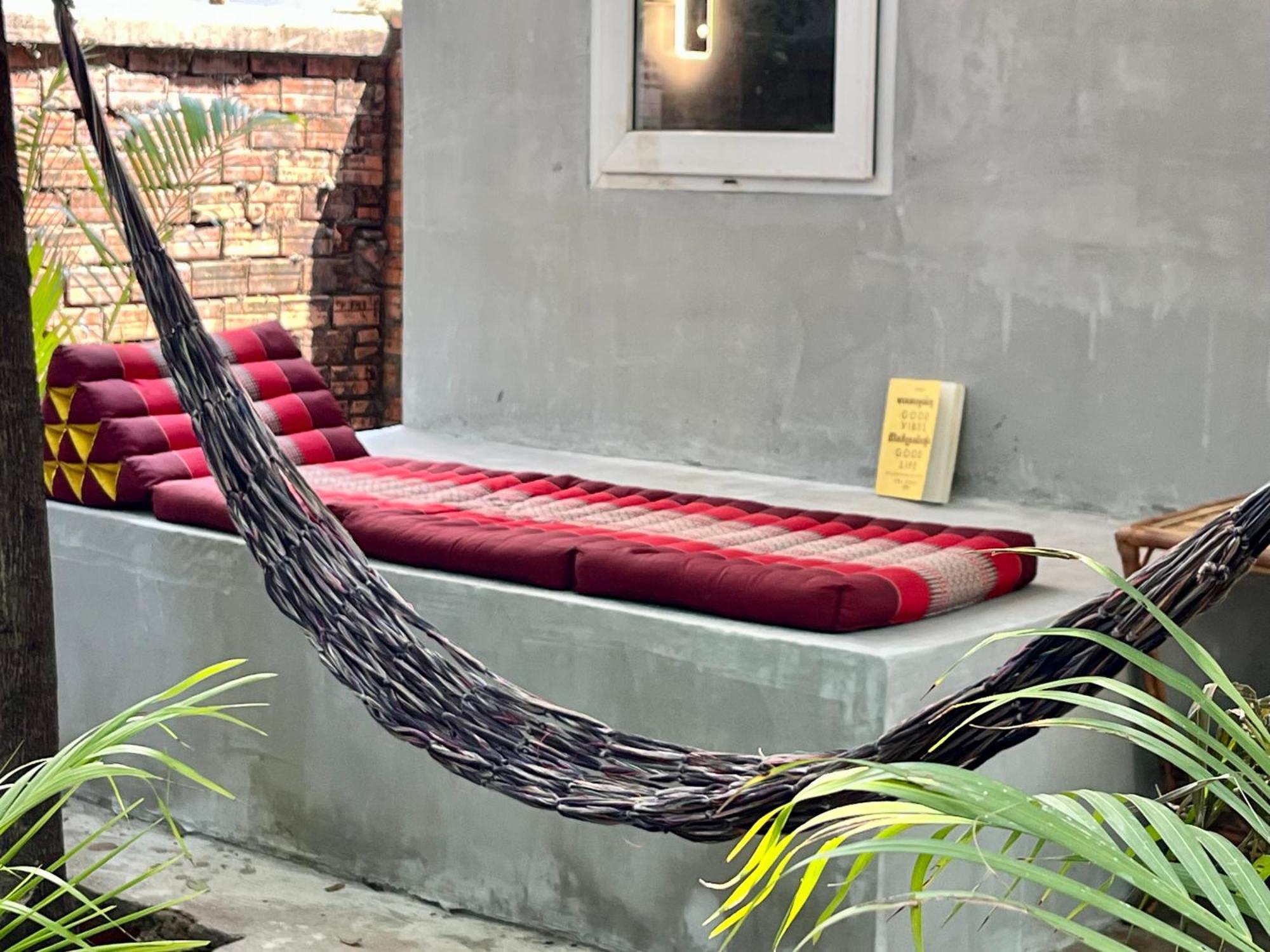 Banyan Tree Hostel Кампот Екстериор снимка