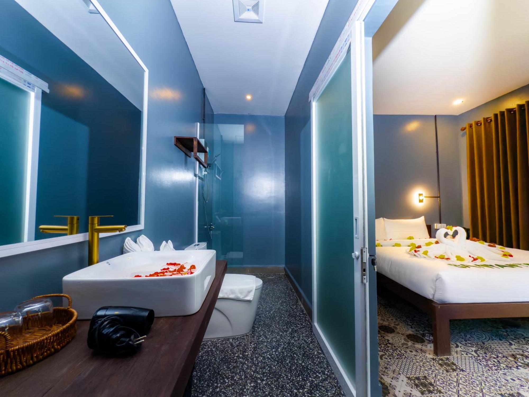 Banyan Tree Hostel Кампот Екстериор снимка